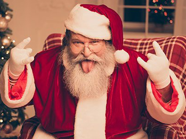 Six Chances a Day to Win a Seat at $3000 GTD Christmas Day Poker Tournament